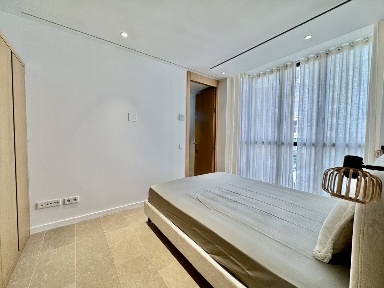 2 soveværelse Lejlighed til leje i Palma de Mallorca - € 2.000 (Ref: 10141491)