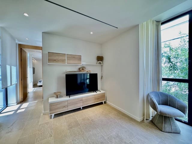Piso de 2 habitaciones en Palma de Mallorca en alquiler - 2.000 € (Ref: 10141491)