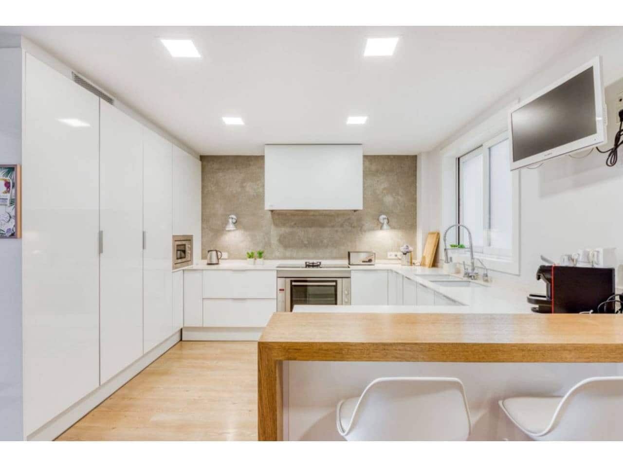 4 slaapkamer Flat te huur in Palma de Mallorca met garage - € 3.500 (Ref: 10164014)