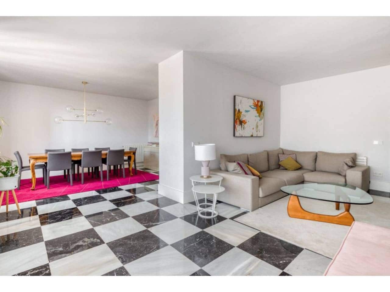 4 slaapkamer Flat te huur in Palma de Mallorca met garage - € 3.500 (Ref: 10164014)