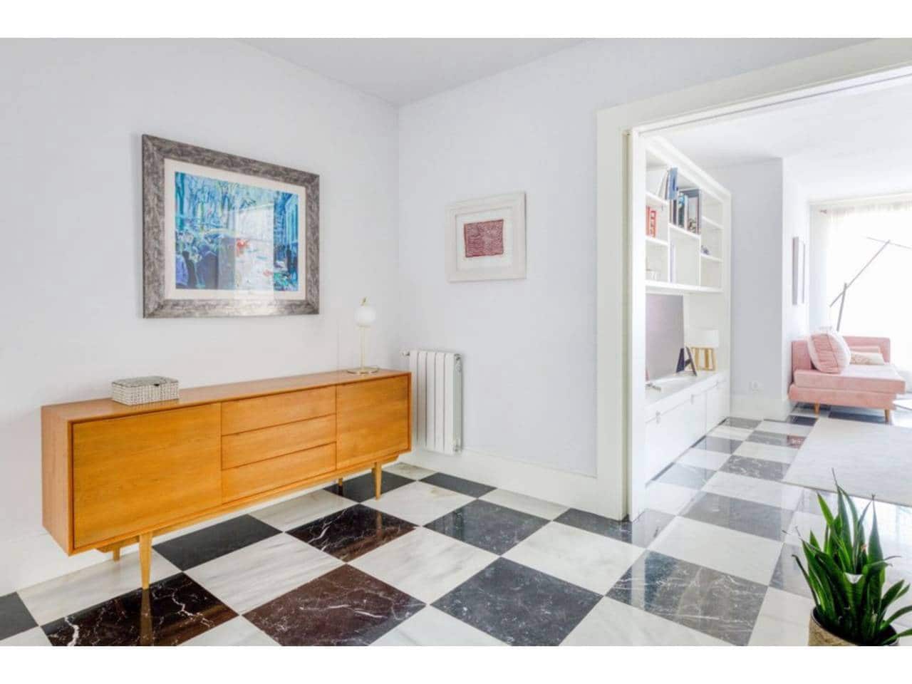 4 slaapkamer Flat te huur in Palma de Mallorca met garage - € 3.500 (Ref: 10164014)