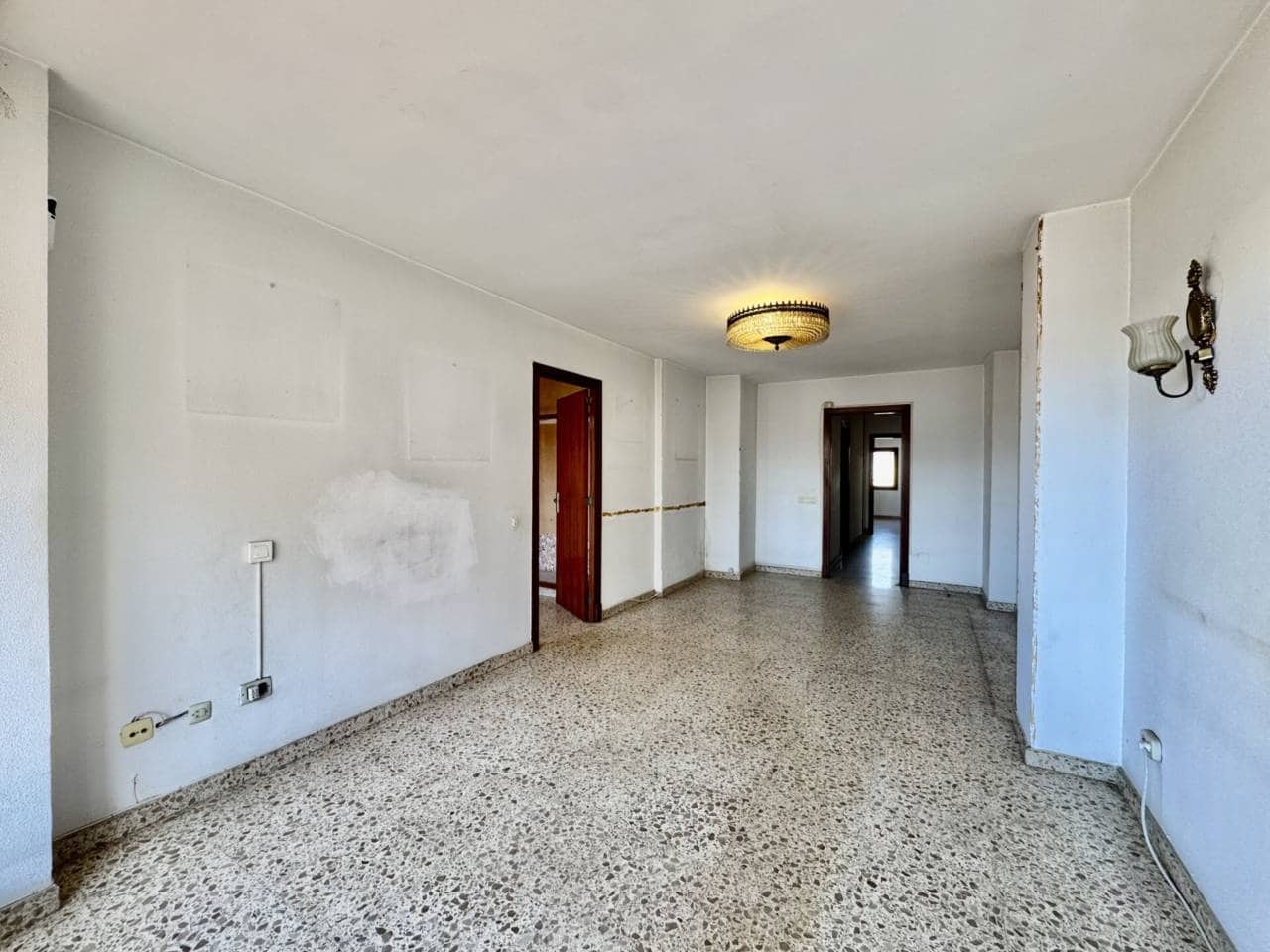 4 bedroom Flat for sale in Palma de Mallorca - € 520,000 (Ref: 10165969)
