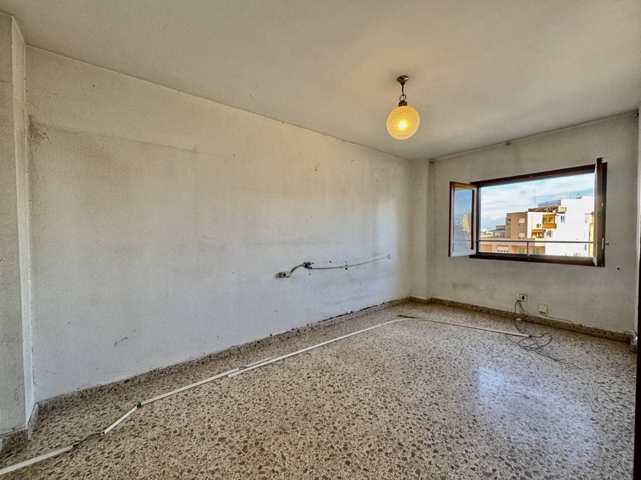 4 bedroom Flat for sale in Palma de Mallorca - € 520,000 (Ref: 10165969)