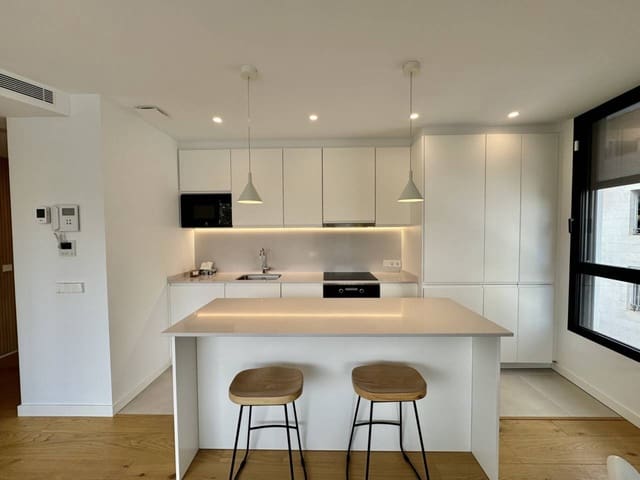 Piso de 3 habitaciones en Palma de Mallorca en alquiler con garaje - 1.700 € (Ref: 10173084)