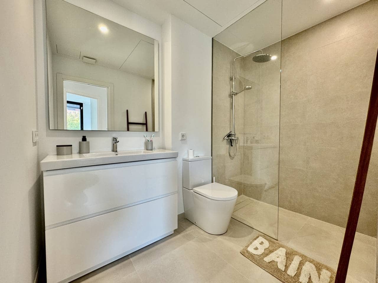 3 sypialnia Mieszkanie do wynajęcia w Palma de Mallorca z garażem - 1 700 € (Ref: 10173084)