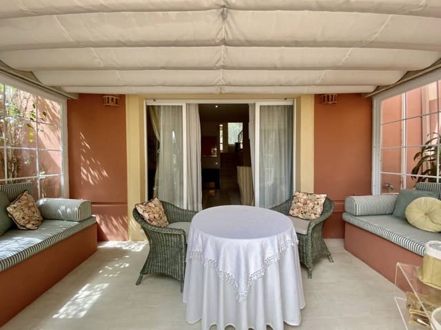 3 quarto Casa em Banda para arrendar em Calvià com piscina garagem - 2 950 € (Ref: 8315801)