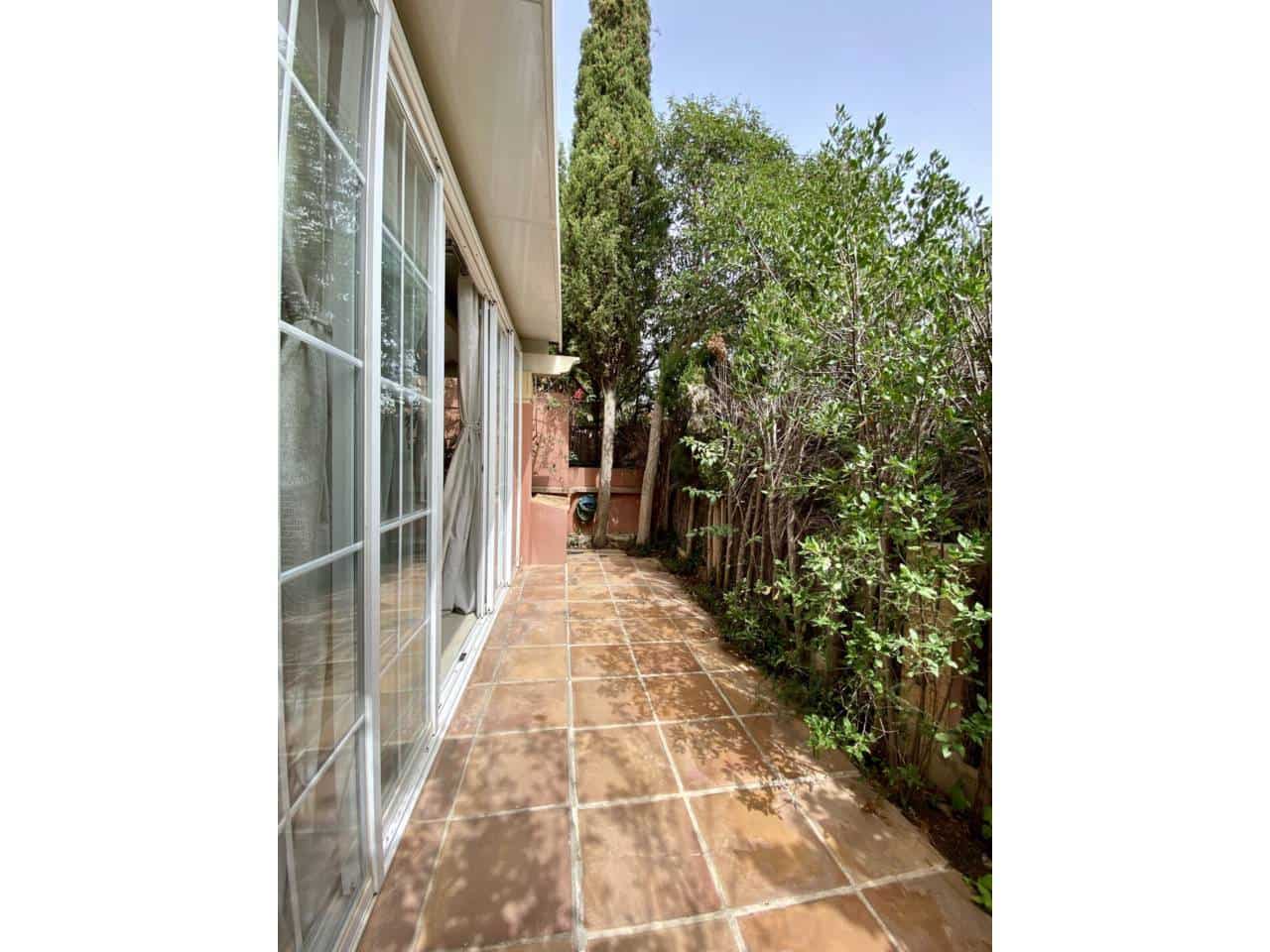 3 quarto Casa em Banda para arrendar em Calvia com piscina garagem - 2 950 € (Ref: 8315801)