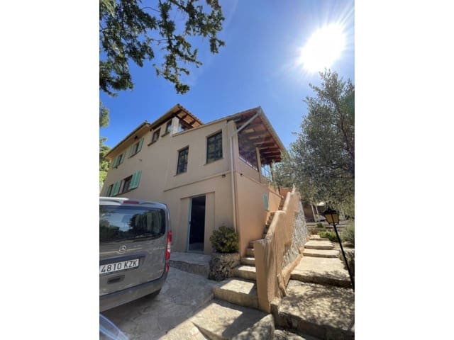 3 soverom Villa til salgs i Bunyola med svømmebasseng garasje - € 1 430 000 (Ref: 8359055)