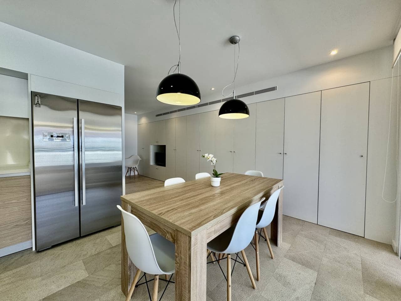 2 soveværelse Lejlighed til leje i Alcudia - € 3.000 (Ref: 8434856)