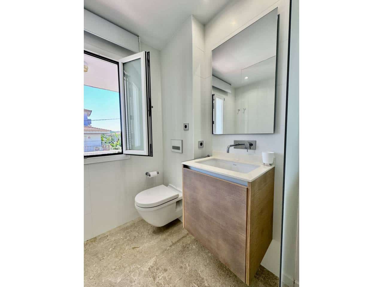 2 soveværelse Lejlighed til leje i Alcudia - € 3.000 (Ref: 8434856)