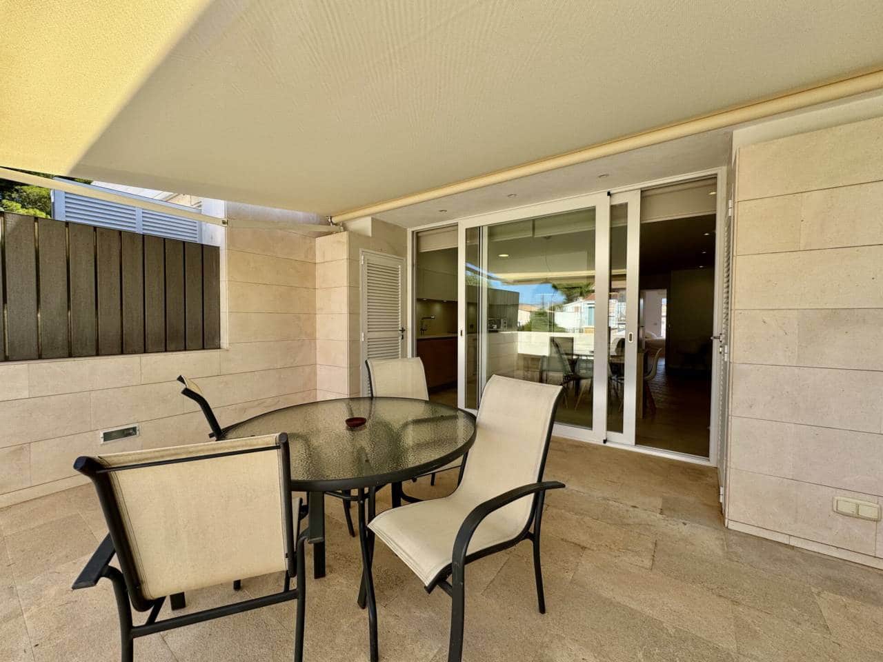 2 soveværelse Lejlighed til leje i Alcudia - € 3.000 (Ref: 8434856)