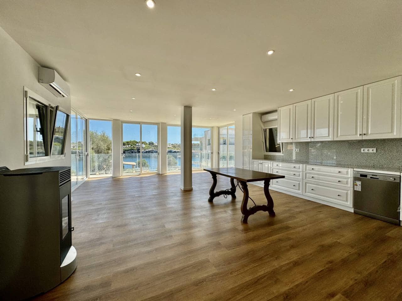 4 bedroom Flat for rent in Santanyi with pool - € 2,900 (Ref: 8476484)