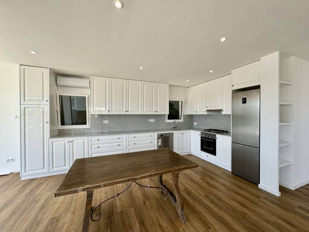 4 bedroom Flat for rent in Santanyi with pool - € 2,900 (Ref: 8476484)