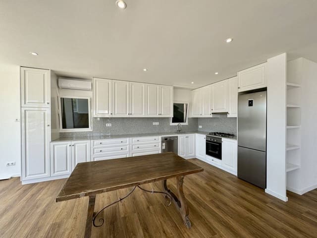 Appartement de 4 chambres à louer à Santanyí avec piscine - 2 900 € (Ref: 8476484)