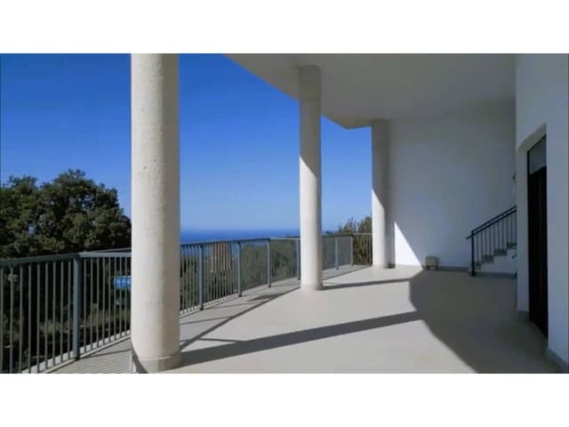 Kommersiell til salgs i Ojen - € 1 300 000 (Ref: 8626325)