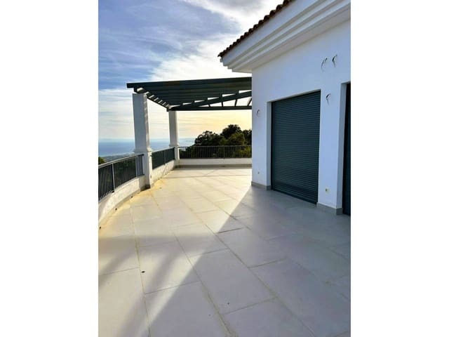 Kommersiell til salgs i Ojen - € 1 300 000 (Ref: 8626325)