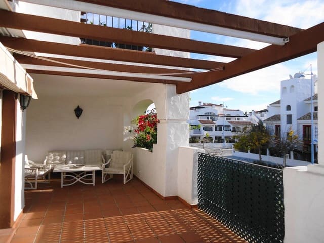 2 soverom Leilighet til salgs i Nueva Alcántara, Marbella med svømmebasseng garasje - € 700 000 (Ref: 8664854)