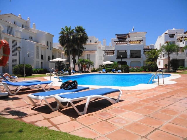 2 soverom Leilighet til salgs i Nueva Alcántara, Marbella med svømmebasseng garasje - € 700 000 (Ref: 8664854)