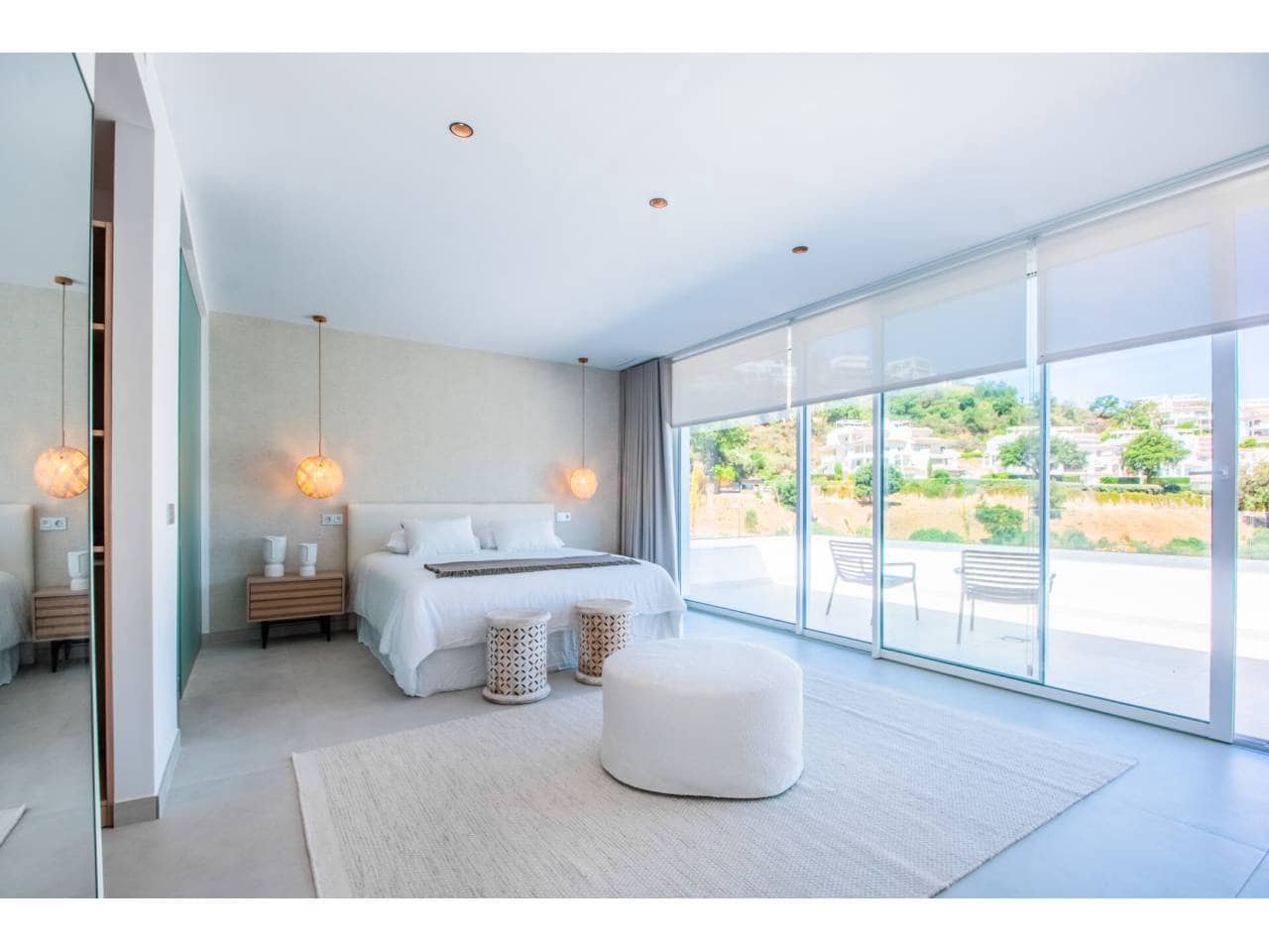 3 sypialnia Willa na sprzedaż w Elviria z basenem garażem - 1 600 000 € (Ref: 9019774)