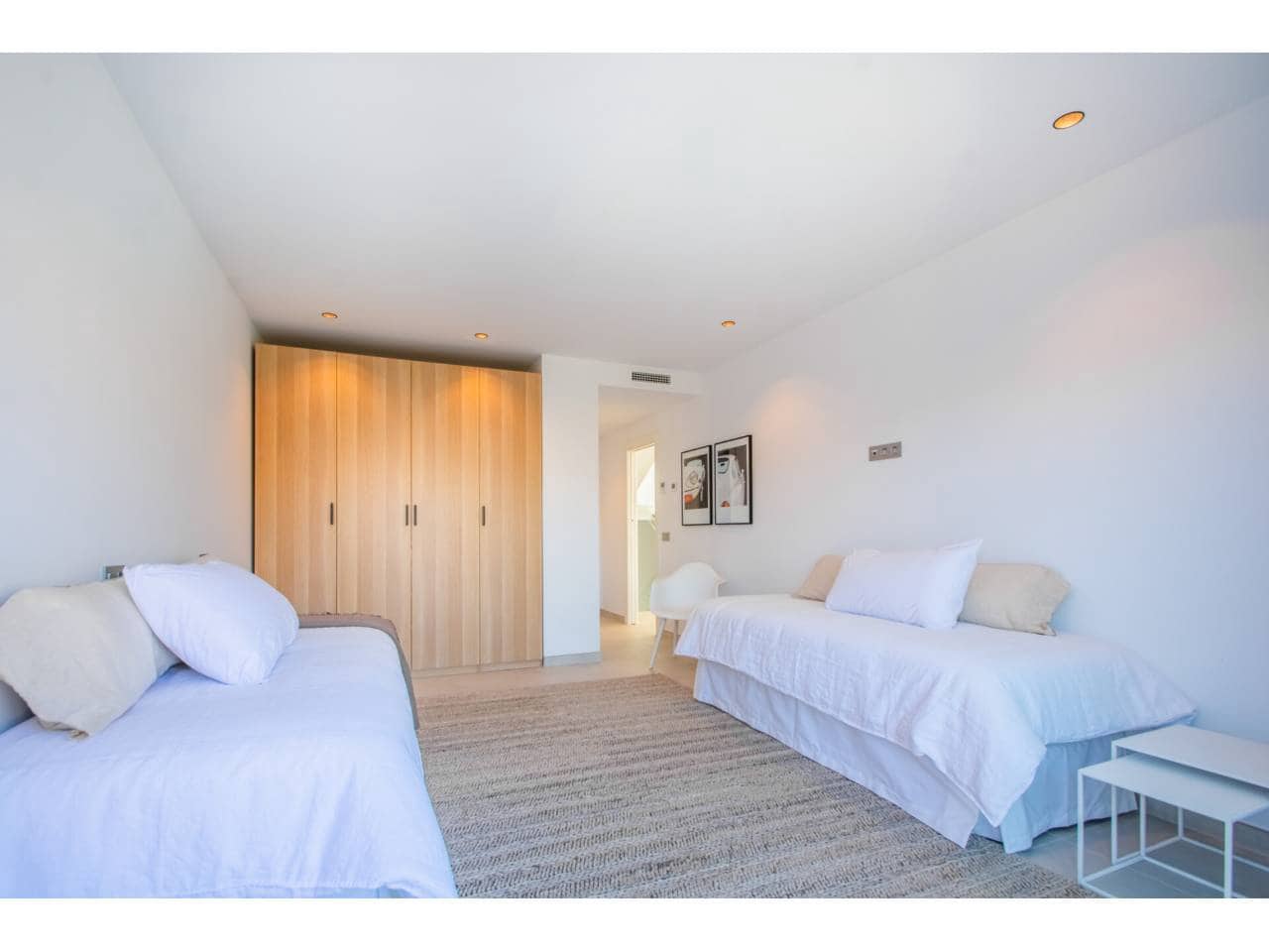 3 sypialnia Willa na sprzedaż w Elviria z basenem garażem - 1 600 000 € (Ref: 9019774)