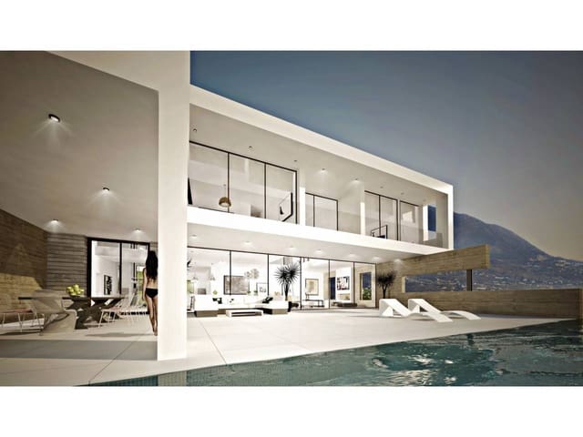 4 sypialnia Willa na sprzedaż w Elviria, Marbella z basenem garażem - 2 640 000 € (Ref: 9019775)