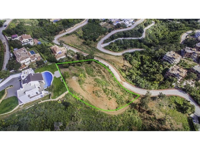 4 sypialnia Willa na sprzedaż w Elviria, Marbella z basenem garażem - 2 640 000 € (Ref: 9019775)