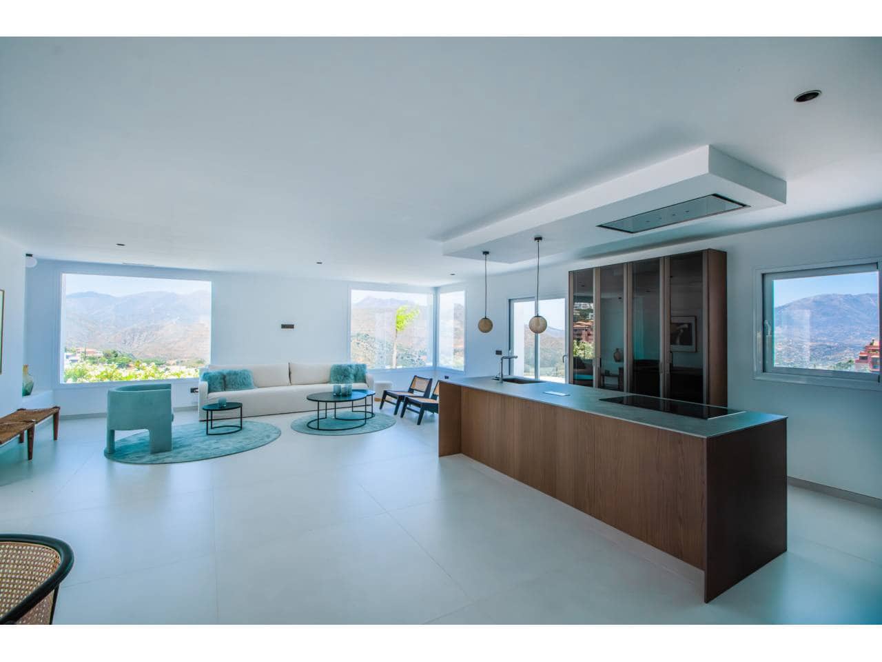 4 soveværelse Villa til salg i Elviria med swimmingpool garage - € 2.195.000 (Ref: 9019777)