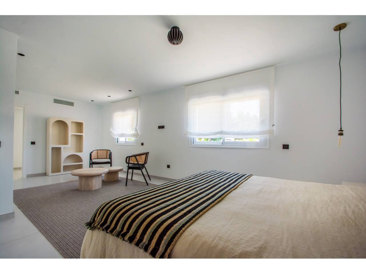 4 soveværelse Villa til salg i Elviria med swimmingpool garage - € 2.195.000 (Ref: 9019777)