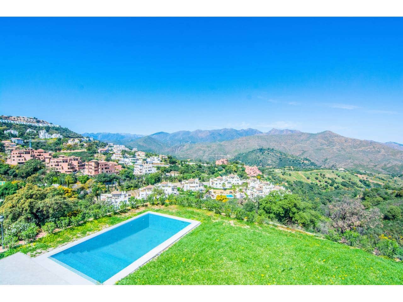 4 soveværelse Villa til salg i Elviria med swimmingpool garage - € 2.195.000 (Ref: 9019777)