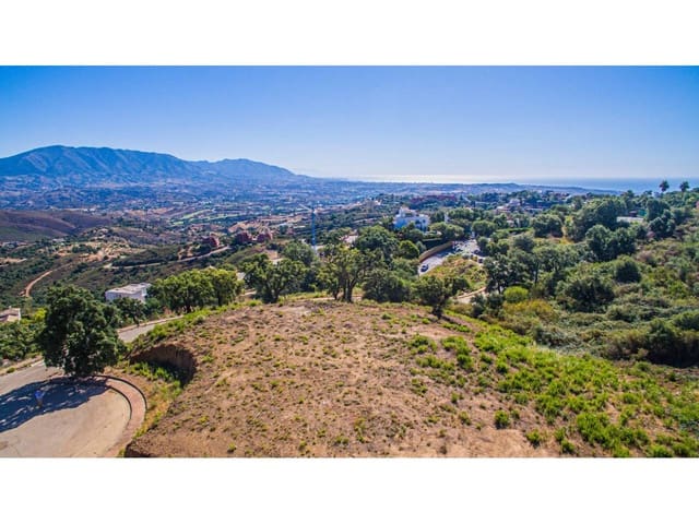 Building Plot for sale in Elviria, Marbella - € 6,448,000 (Ref: 9029245)