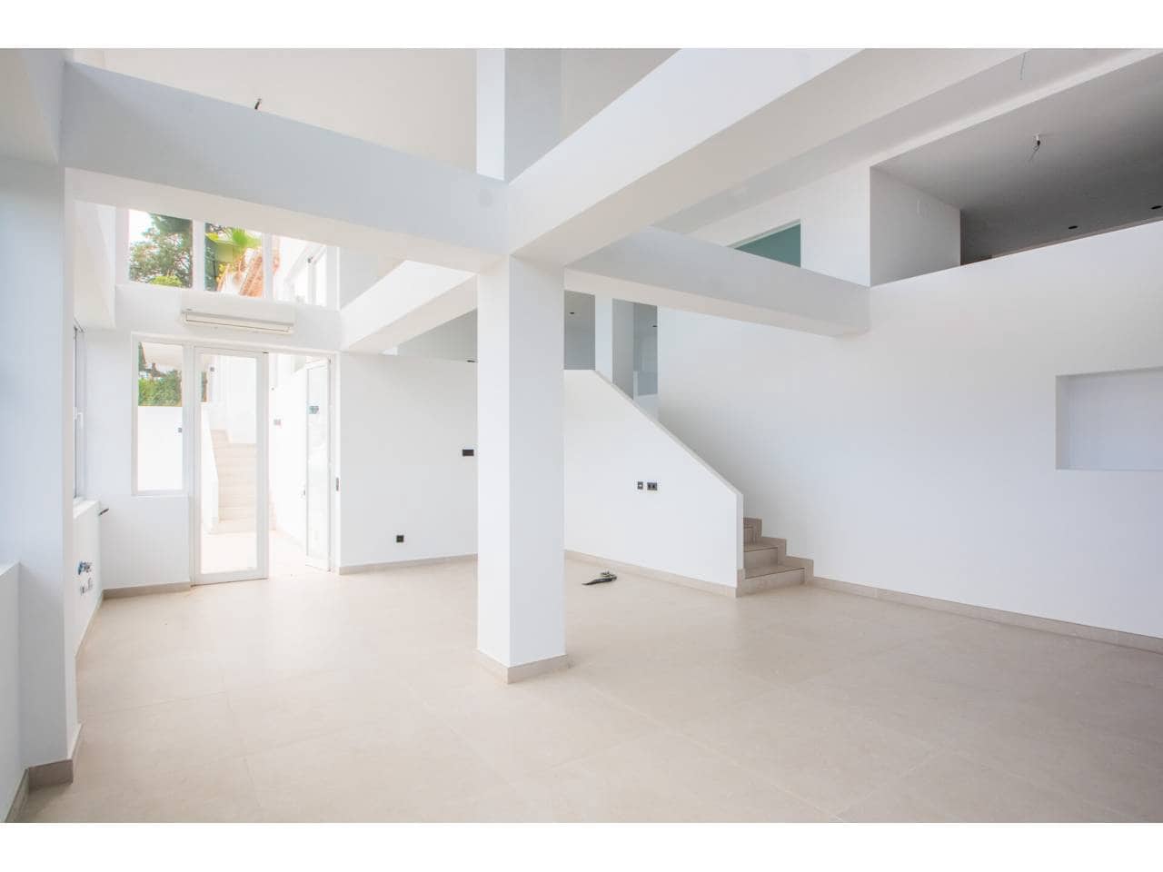 3 Zimmer Apartment zu verkaufen in Elviria mit Pool Garage - 950.000 € (Ref: 9029249)