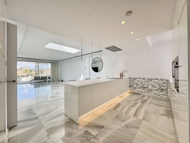 4 makuuhuone Kattohuoneisto vuokrattavana paikassa Palma de Mallorca mukana uima-altaan 
autotalli - 6 500 € (Ref: 9104499)