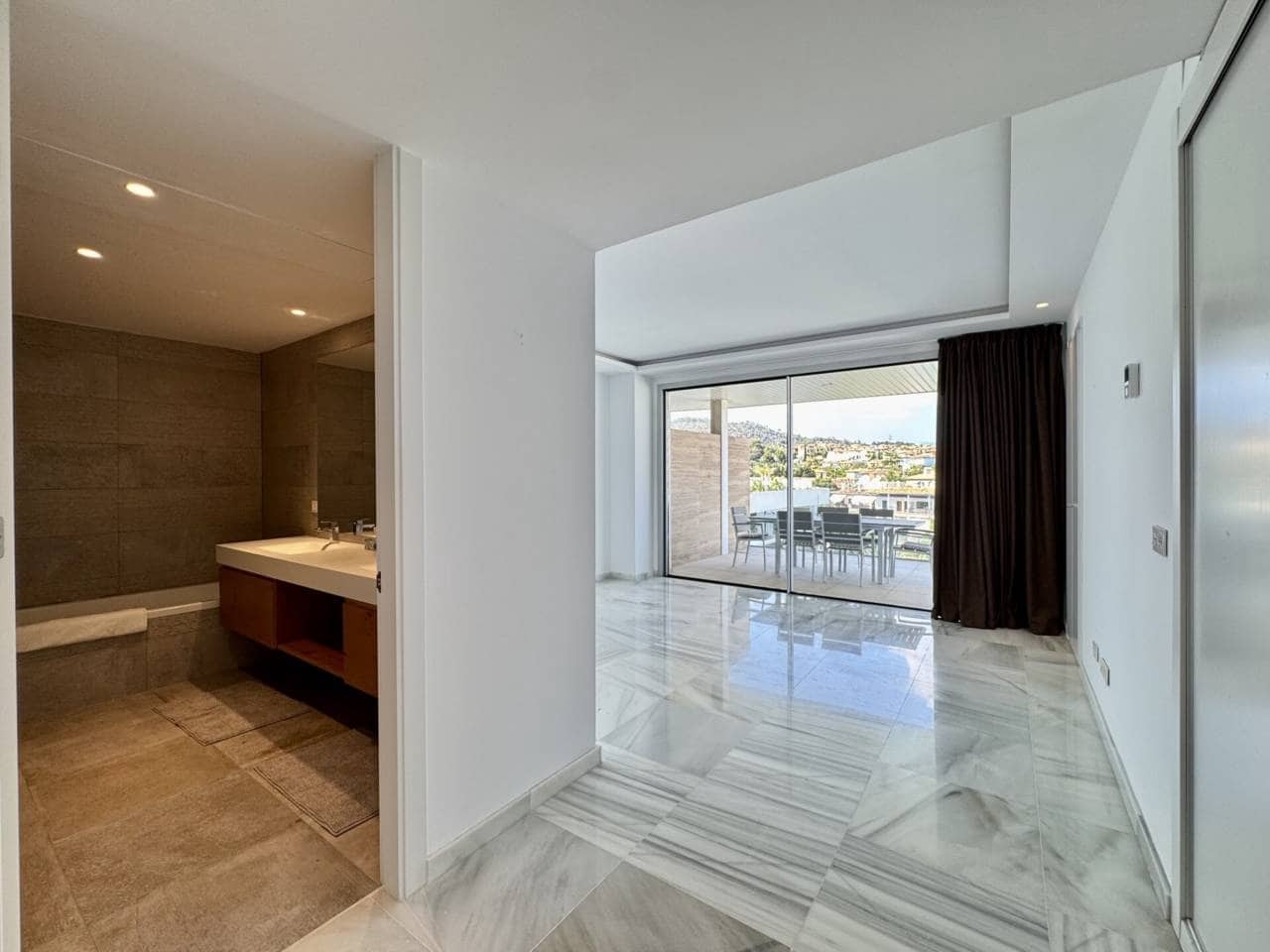 4 makuuhuone Kattohuoneisto vuokrattavana paikassa Palma de Mallorca mukana uima-altaan 
autotalli - 6 500 € (Ref: 9104499)
