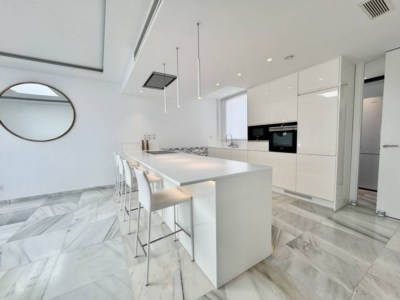 4 makuuhuone Kattohuoneisto vuokrattavana paikassa Palma de Mallorca mukana uima-altaan 
autotalli - 6 500 € (Ref: 9104499)