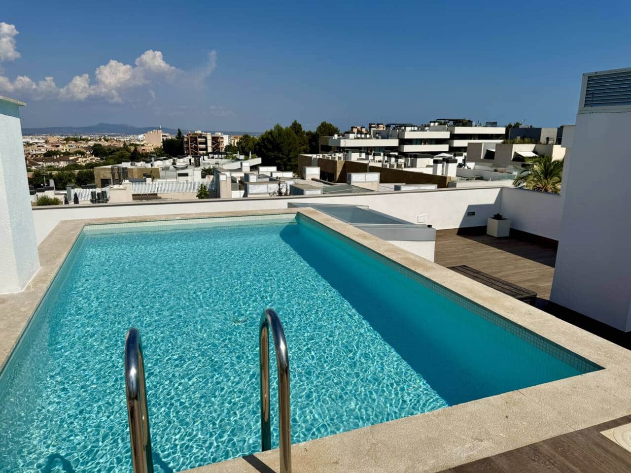 4 makuuhuone Kattohuoneisto vuokrattavana paikassa Palma de Mallorca mukana uima-altaan 
autotalli - 6 500 € (Ref: 9104499)