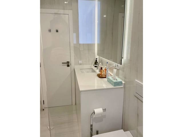 Appartement de 2 chambres à louer à Calvià avec piscine garage - 2 100 € (Ref: 9300424)