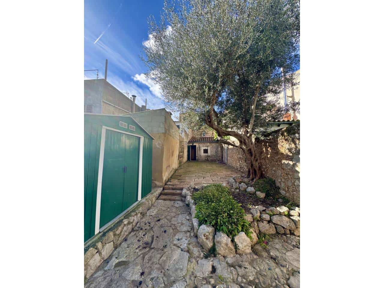 2 sovrum Hus att hyra i Alaro - 2 000 € (Ref: 9378822)