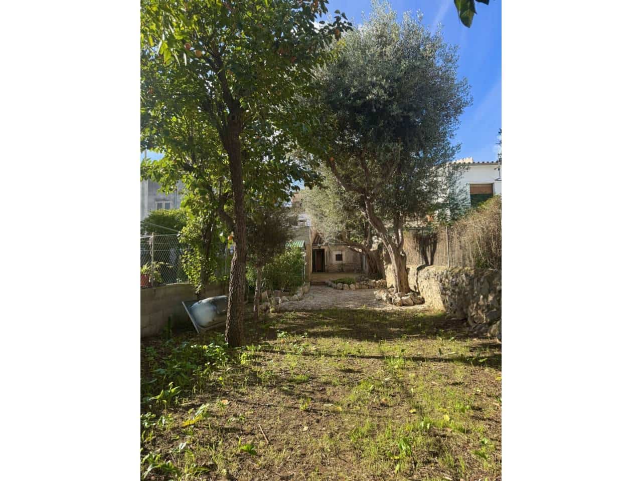 2 sovrum Hus att hyra i Alaro - 2 000 € (Ref: 9378822)