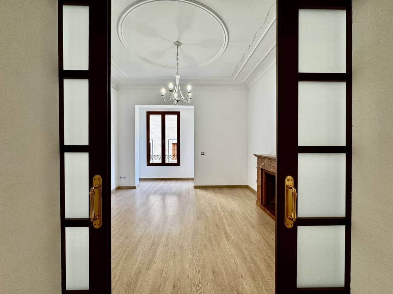 3 soverom Leilighet til leie i Palma de Mallorca - € 1 875 (Ref: 9430751)