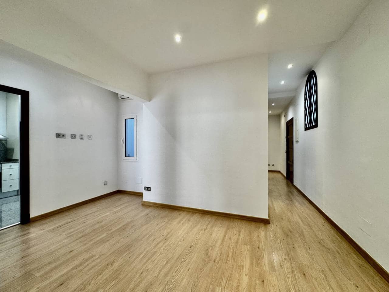 3 soverom Leilighet til leie i Palma de Mallorca - € 1 875 (Ref: 9430751)