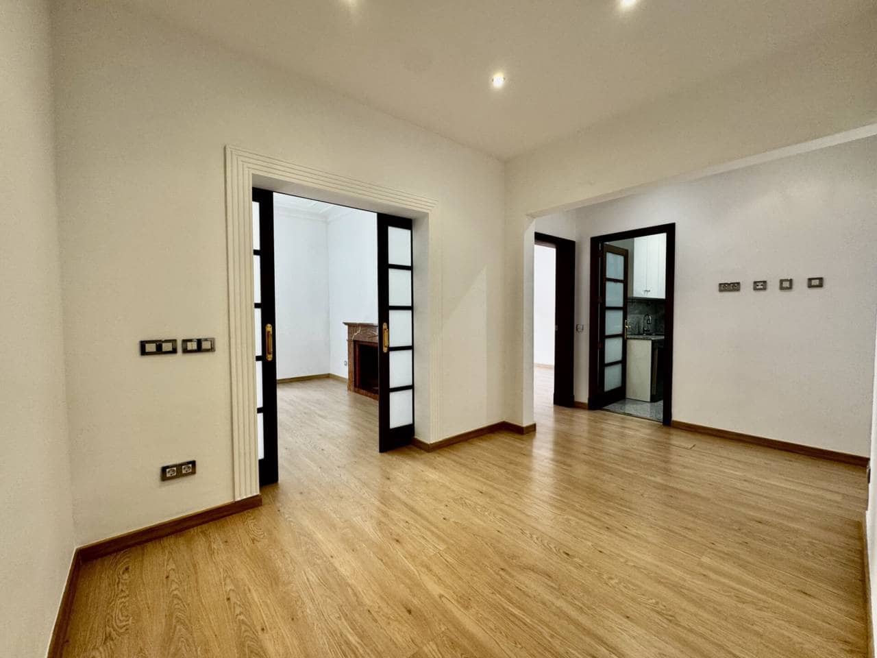 3 soverom Leilighet til leie i Palma de Mallorca - € 1 875 (Ref: 9430751)