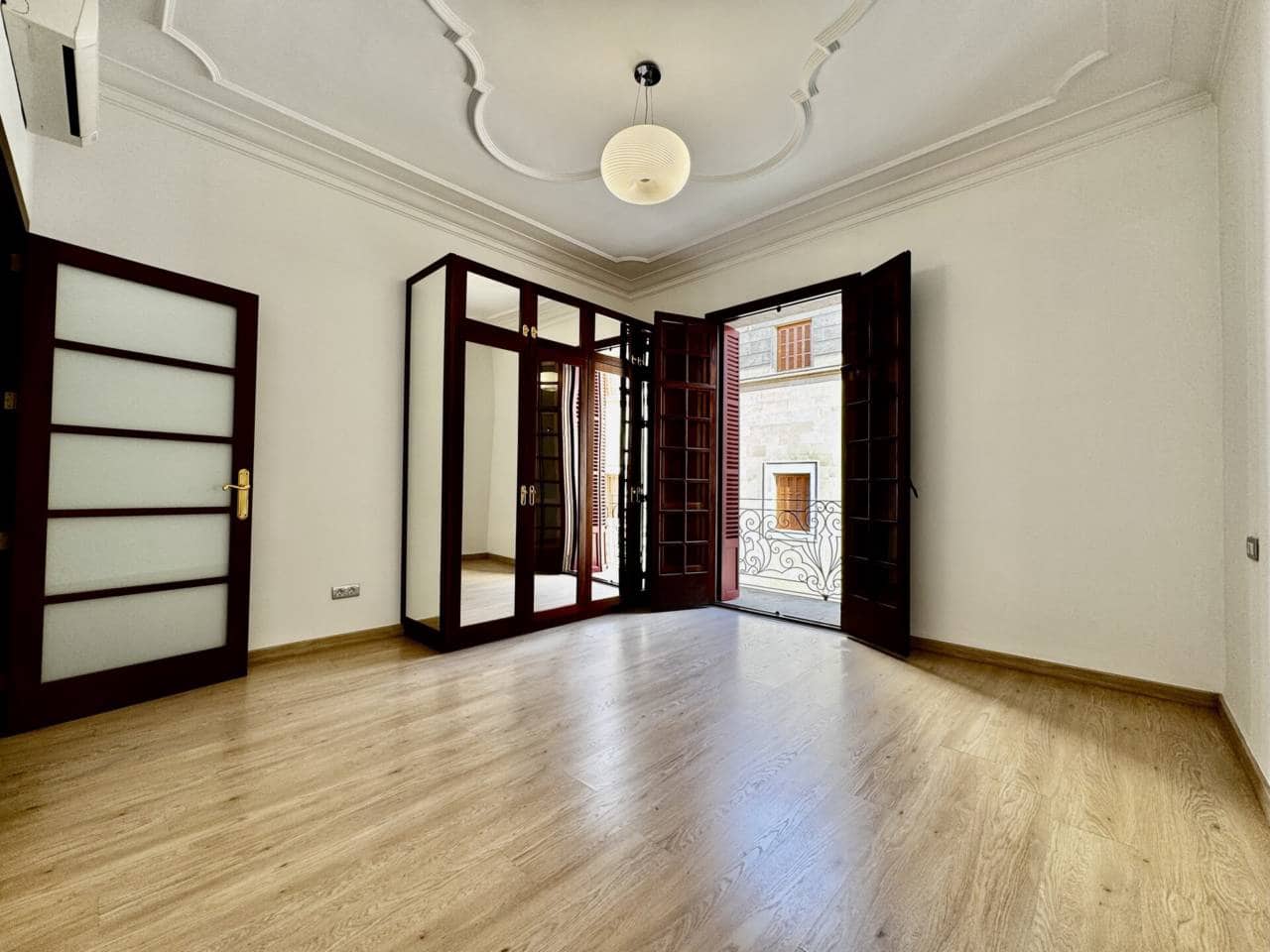 3 soverom Leilighet til leie i Palma de Mallorca - € 1 875 (Ref: 9430751)