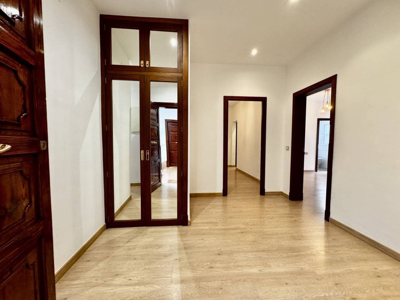 3 soverom Leilighet til leie i Palma de Mallorca - € 1 875 (Ref: 9430751)