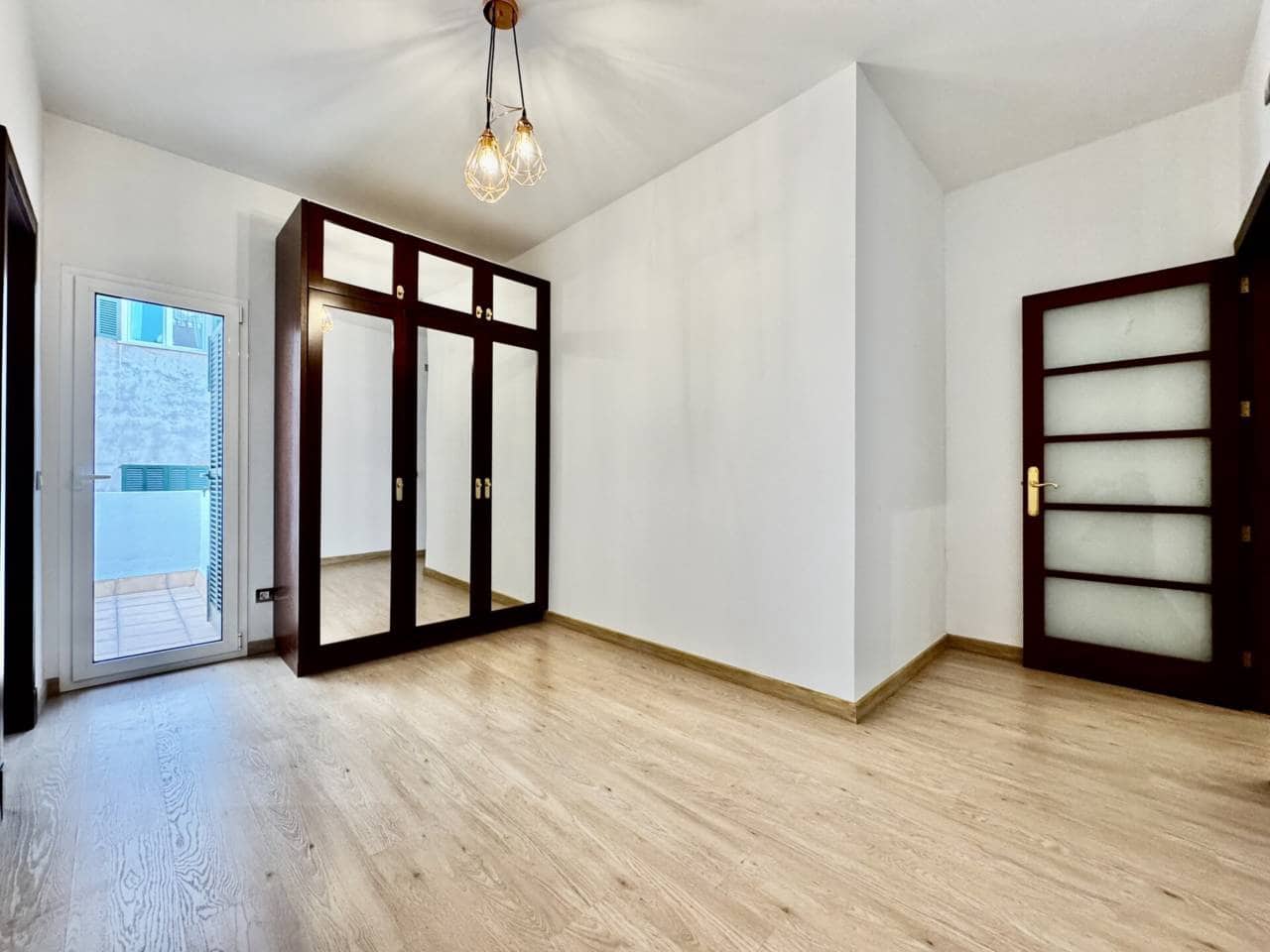 3 soverom Leilighet til leie i Palma de Mallorca - € 1 875 (Ref: 9430751)