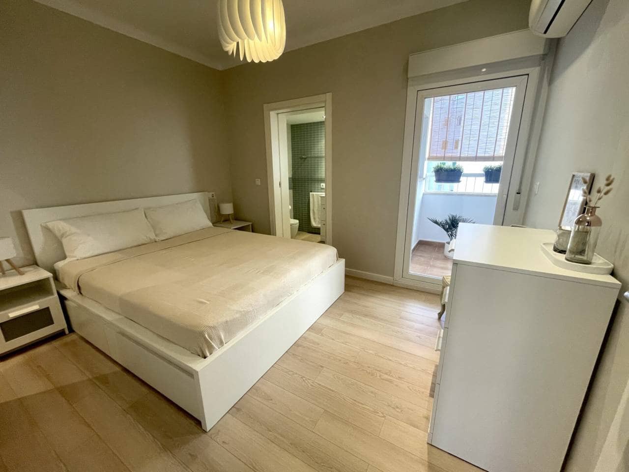 3 makuuhuone Kattohuoneisto vuokrattavana paikassa Palma de Mallorca - 2 160 € (Ref: 9441237)