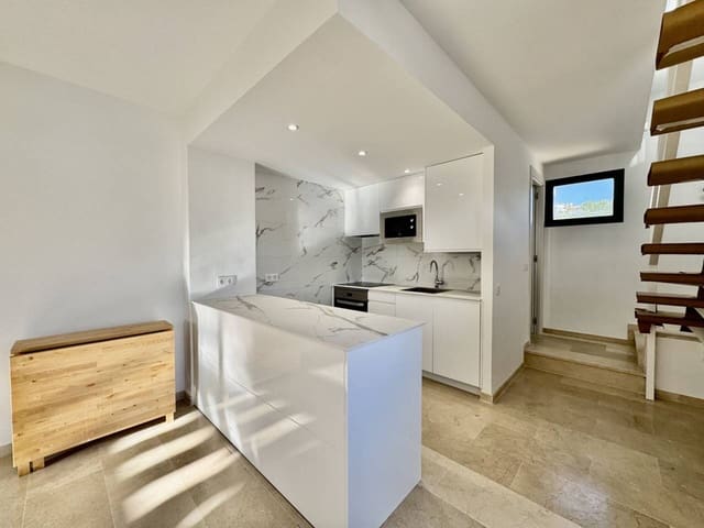 2 bedroom Flat for rent in Es Camp De Mar / El Camp De Mar, Andratx with pool - € 2,200 (Ref: 9481691)