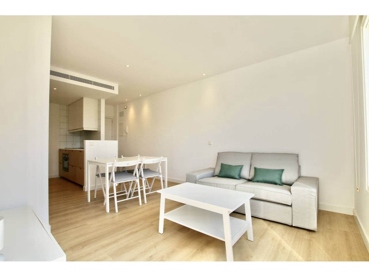 1 bedroom Flat for rent in Palma de Mallorca - € 1,300 (Ref: 9508101)