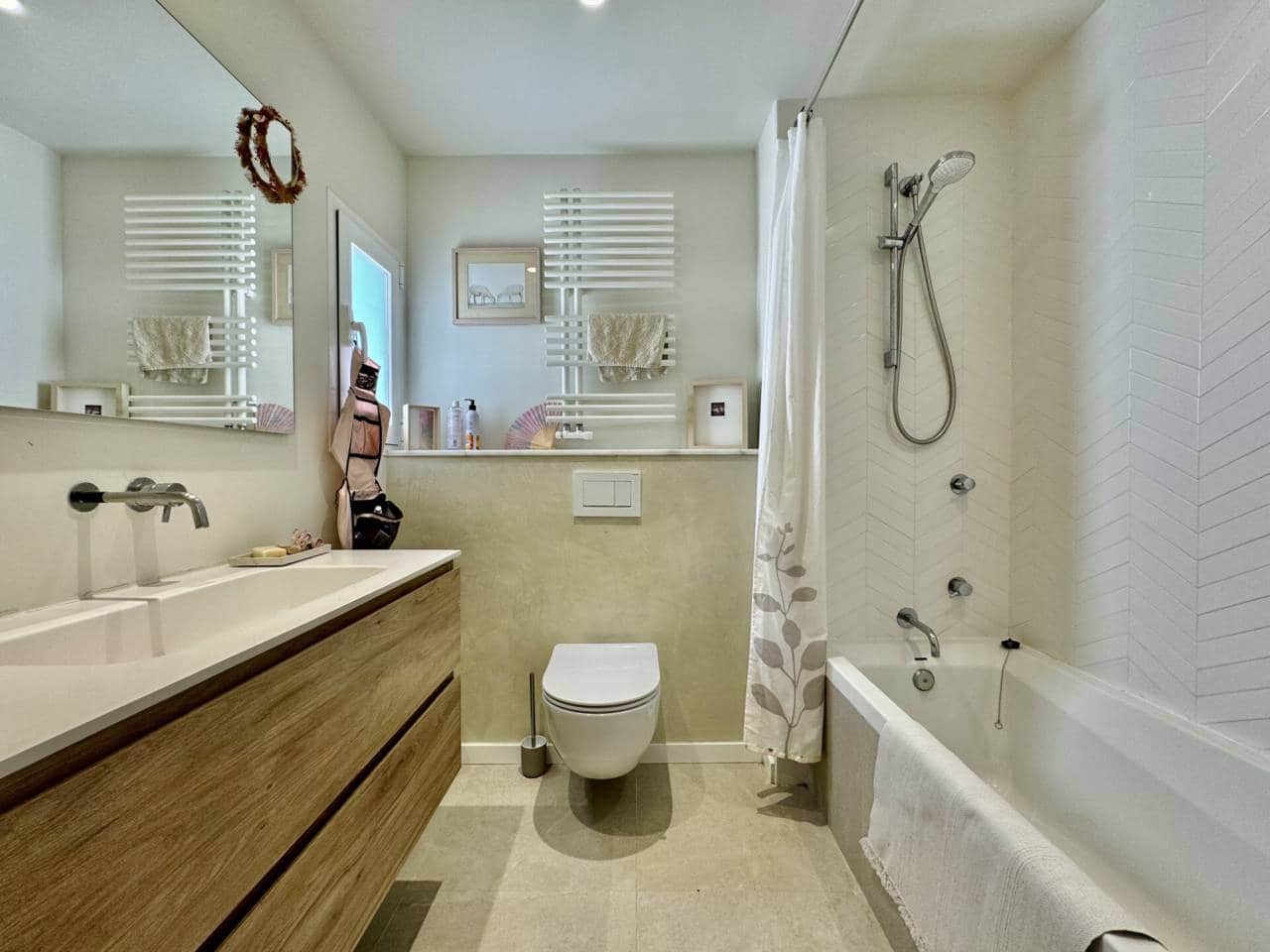 3 slaapkamer Flat te huur in Palma de Mallorca met garage - € 1.900 (Ref: 9508103)