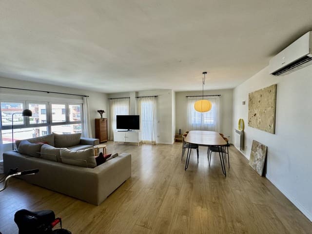 3 slaapkamer Flat te huur in Palma de Mallorca met garage - € 1.900 (Ref: 9508103)
