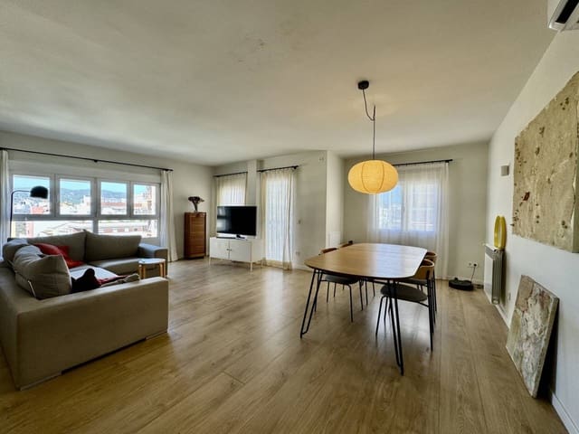 3 slaapkamer Flat te huur in Palma de Mallorca met garage - € 1.900 (Ref: 9508103)